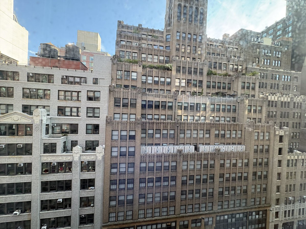 useagleman_'s tweet photo. its a shitty view https://t.co/HeWcO80sG9
