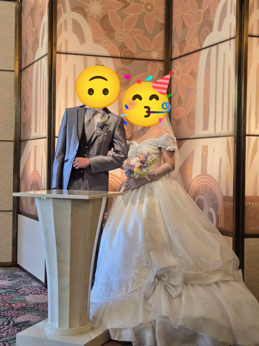 hokjemi's tweet photo. 突然ですが結婚＆式挙げました！
仕事も私生活もバタバタですがこれからもゲームはしたい！また遊んでください
引き続きよろしくお願いします🙏 https://t.co/LtExClOAFQ