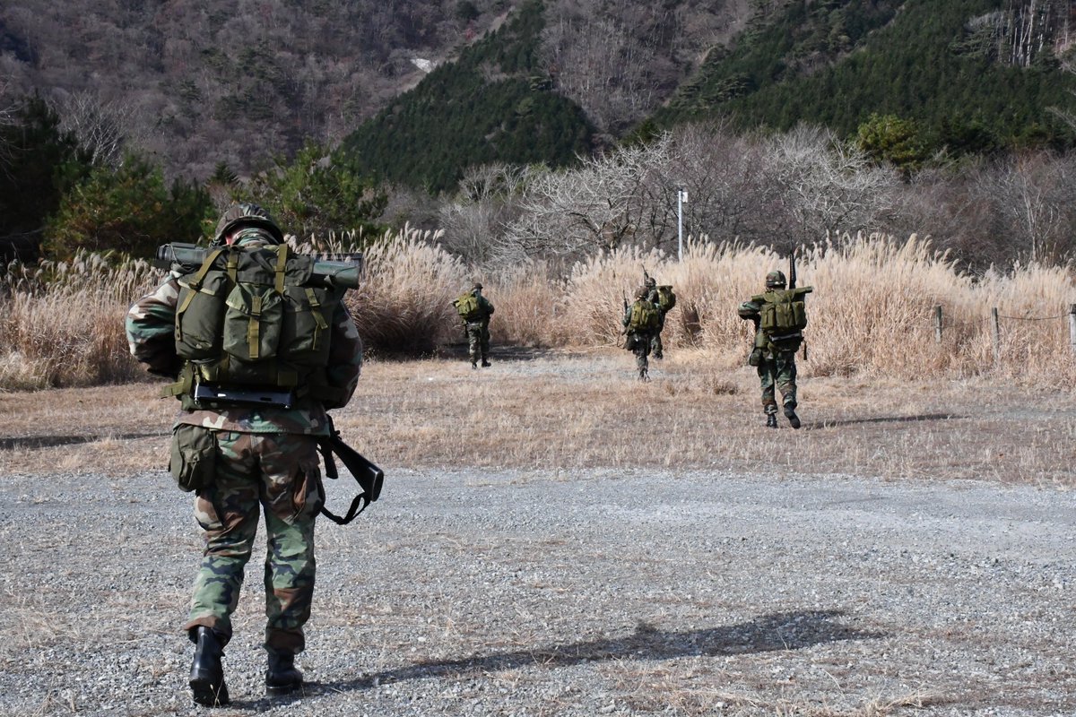 MILITARY_BASICS's tweet photo. MILITARY BASICSは教範類を参考に、軍隊の行動の基本を再現するイベントです。
知識・経験は不問、初心者大歓迎です。簡単な内容がメインですので、ぜひ気軽にご参加下さい！

11/21(土)〜23(月祝)
▼イベント詳細、参加フォームはこちら
https://t.co/7i8ZPcj5nu

#MILITARYBASICS https://t.co/JwdjmUFTiz