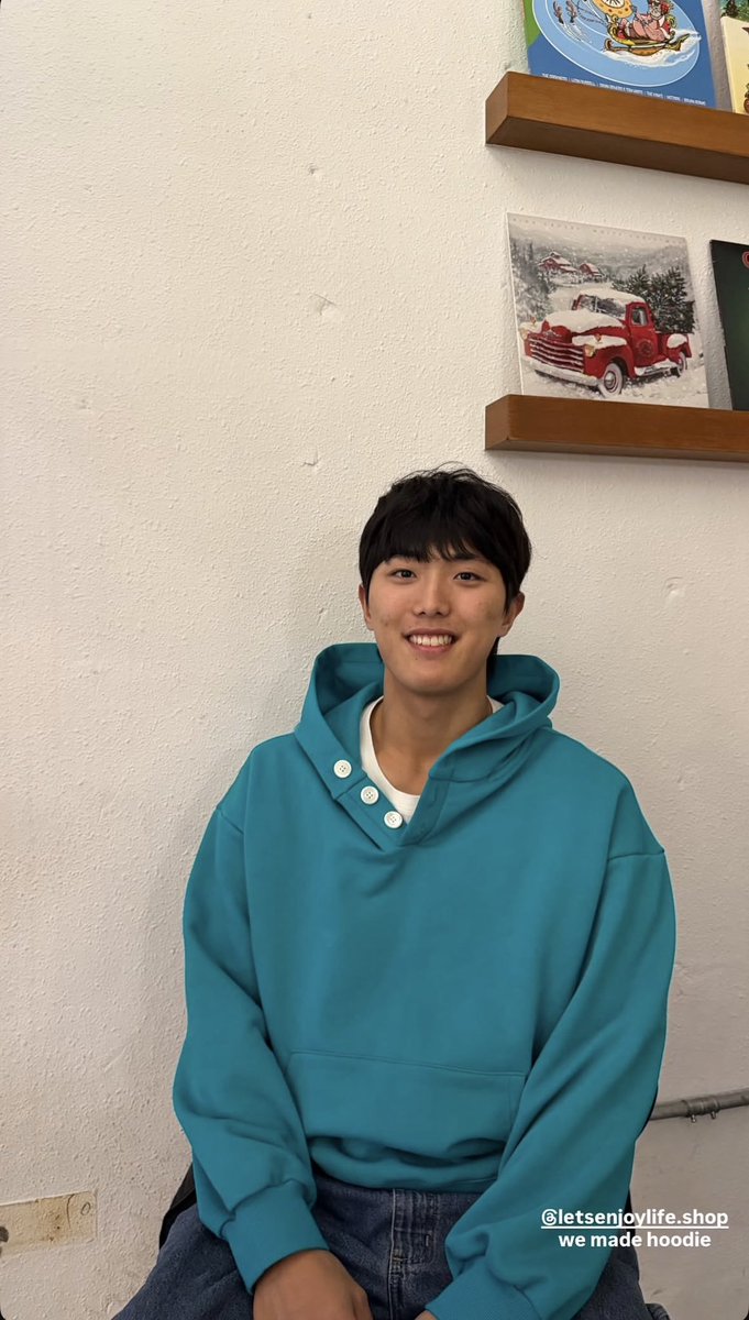 abdohalago's tweet photo. 이의리 욘나 좋은 점
안에 저런 근육을 품은채 겉으로는 이런 포근따뜻남자패션을 추구하며 존나게 안기고 싶게 만들어...... https://t.co/OZidyNg2P8