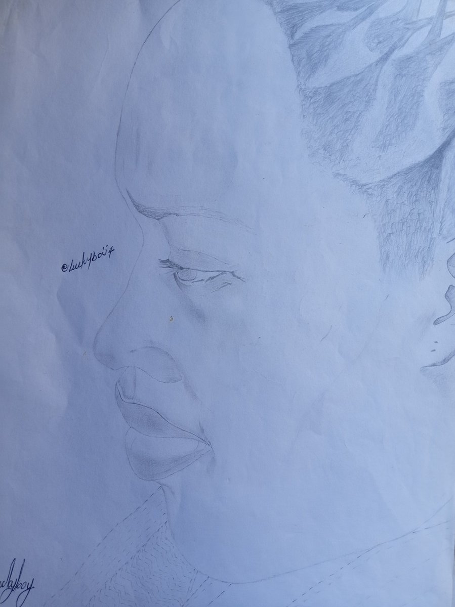 Luckyboii4's tweet photo. Babalwa Thomas
By @Luckyboii4 https://t.co/VPCm6hyCPc