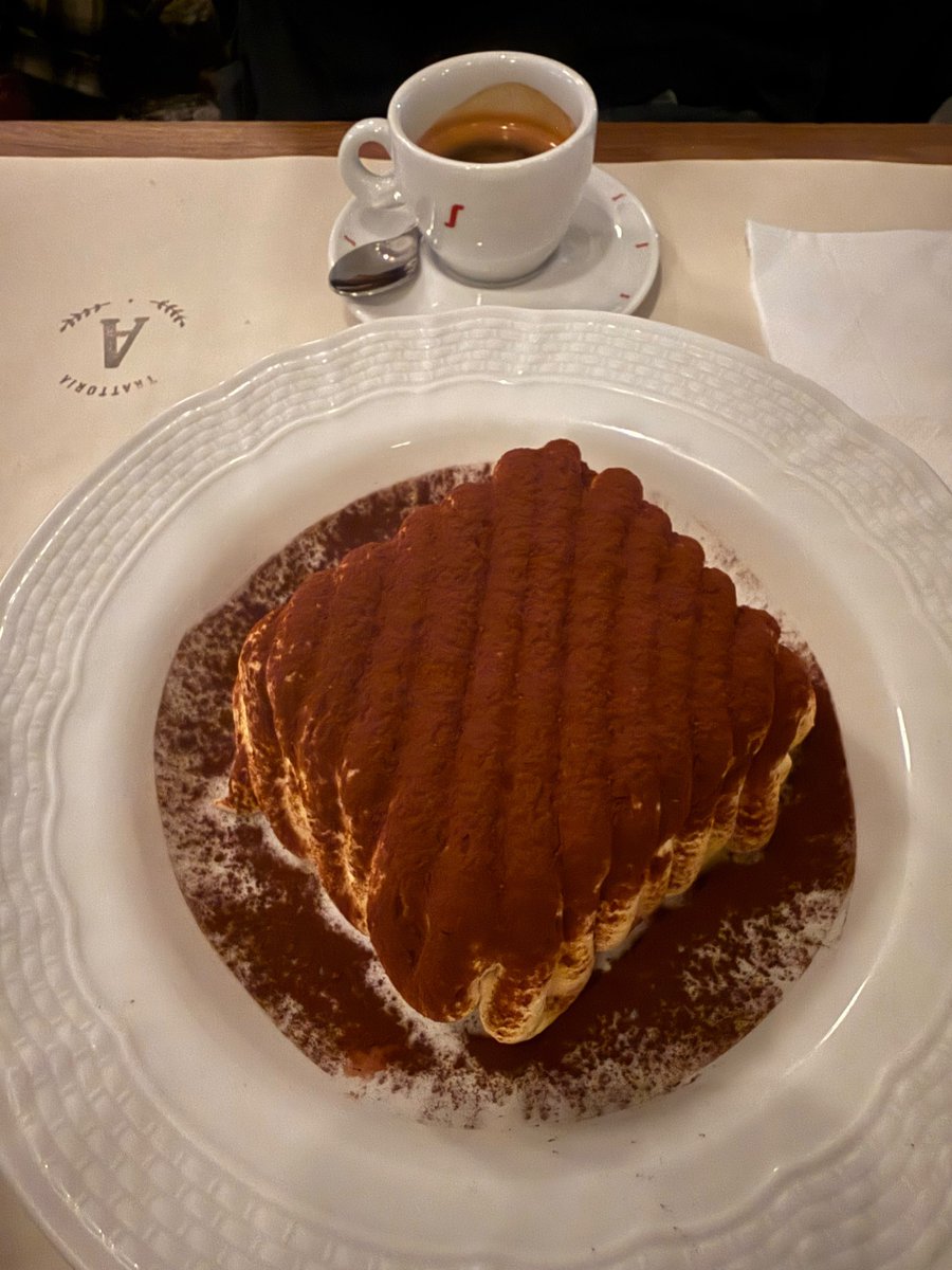 _TheMachineGun's tweet photo. Volví a La Alacena a ratificar que tienen el mejor tiramisu y la mejor lasagna de lal ciudad.

@PaladarSocial https://t.co/VMYxJifwux
