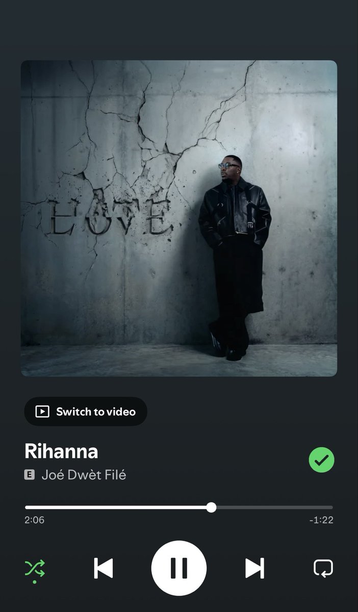 veevian_ene's tweet photo. This song is too good😩❤️❤️
I’ve had it on repeat since the day it was released❤️ https://t.co/nYhzds3hIE