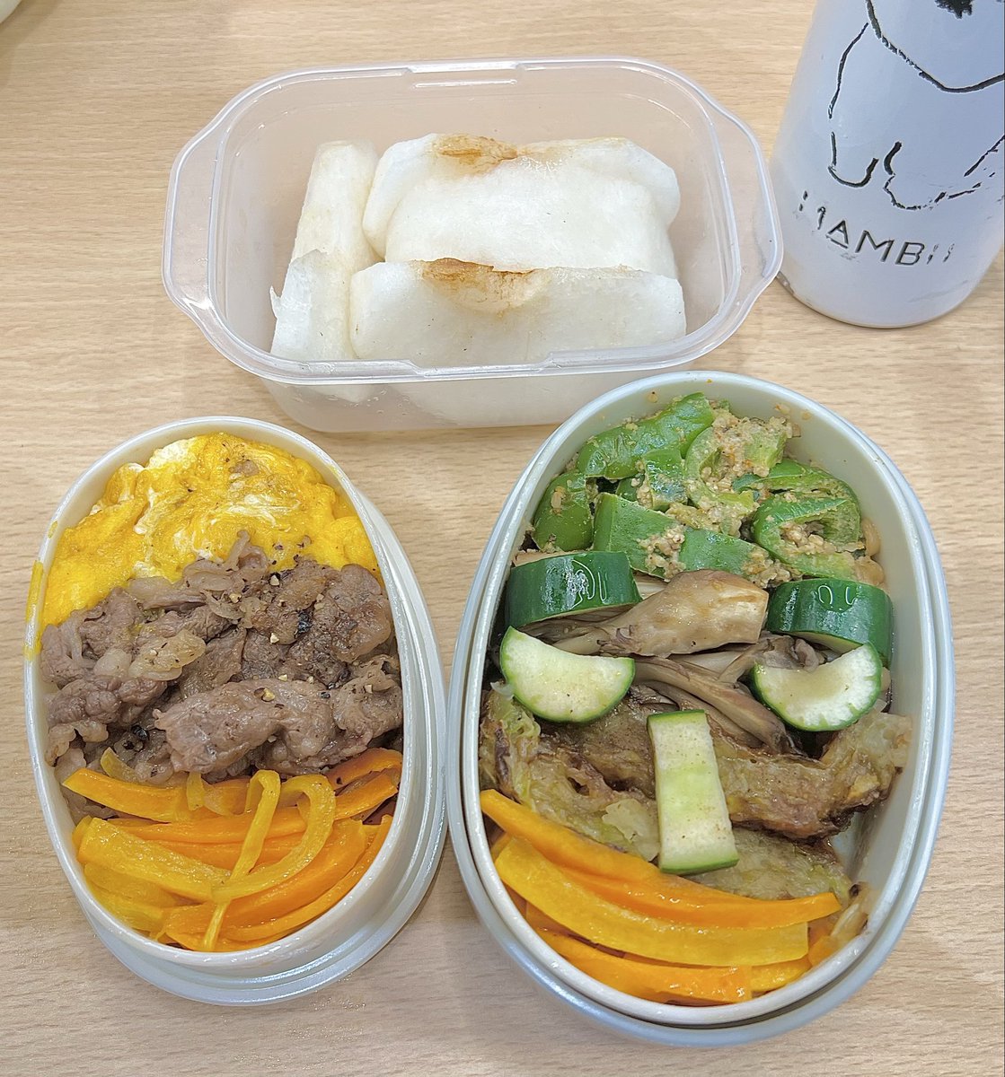 nacc0301's tweet photo. 「 あしたは 早朝から 出向やから⛰️
手づくり弁当が食べたい 」と
わがままいう🦭に

明け方 カタコト…
つくってくれた 🌜🌈

#夫べんとう
#顔弁当 #へんがお弁当 https://t.co/8p8xuMPc6C