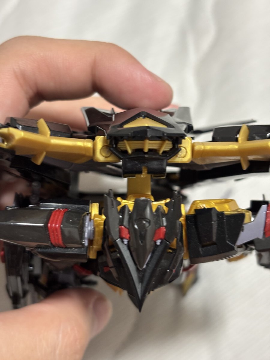 Finding_ReDory's tweet photo. 頭の赤パーツないのは完全に見逃してた...
未完成用に回します👌 https://t.co/YmNBdAVxm8