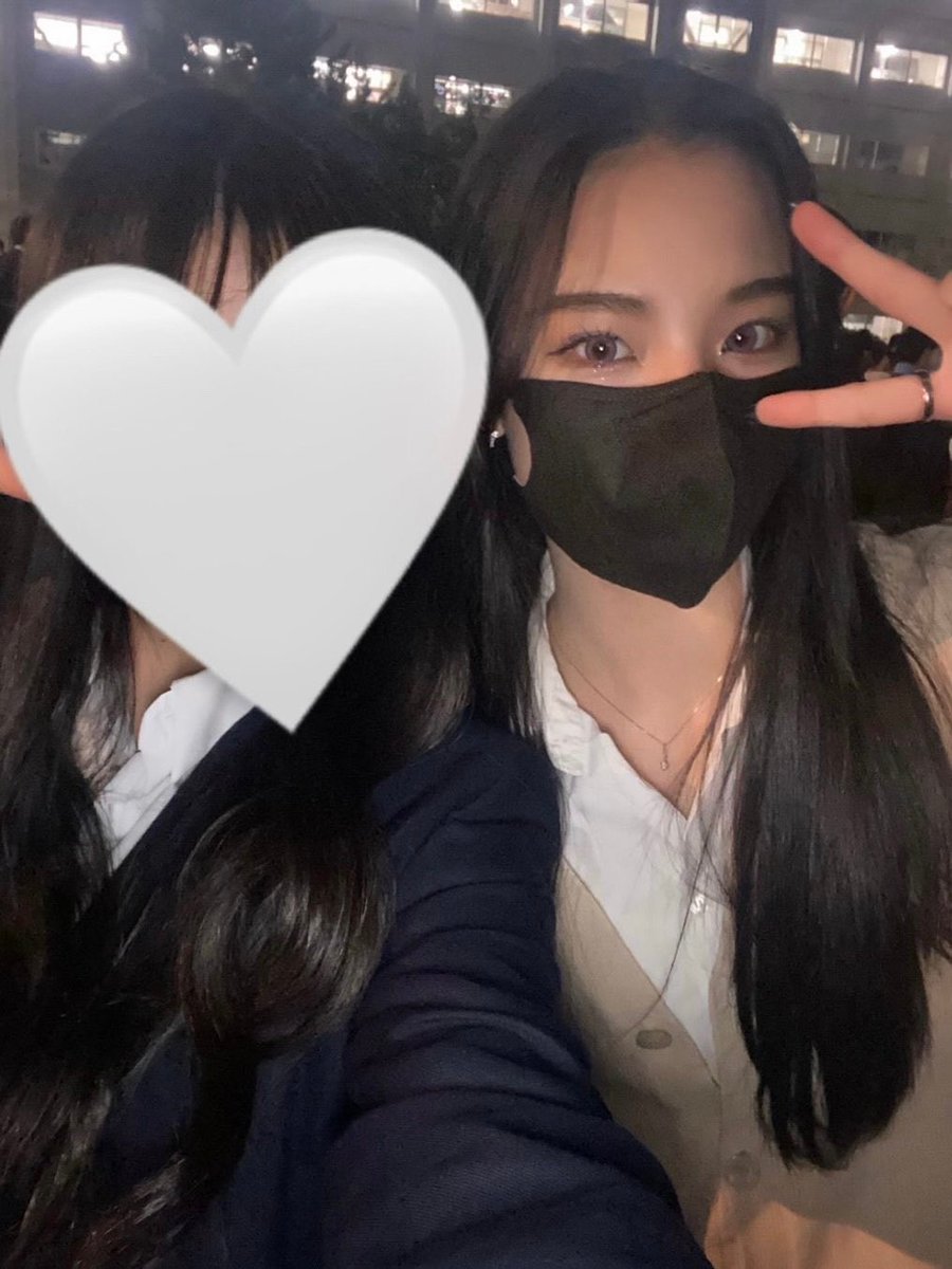 mylovezfiles's tweet photo. 0804 ⋆. 𐙚 ˚ #마이 +chat dm

🦊: ah and one more thing! yesterday i said i’d show you my school photos
🦊: *📸*
🦊: here’s the first one
🦊: i looked for a long time but i’m wearing a mask in almost all of my photos
🦊: but now that i think about it those are good memories too
🦊: i was one of those people who always wore a black mask
🦊: i knew naya would say they wanted to see my face better so i brought a photo without a mask
🦊: 📸2
🦊: my graduation photos!!!
🦊: i think these are the only photos where i’m not wearing a mask
🦊: i look so little here
🦊: a real proper schoolgirl, so nostalgic
🦊: these are all the photos from my last year of high school
🦊: our school uniform wasn’t very pretty so i tried my hardest to make it look cuter ㅋㅋㅋ
🦊: of course i stayed within the school rules!
🦊: i considered myself a model student (?)
🦊: naya do you want the second button from my school uniform??
*in japan there’s a tradition where graduating high school students give the second button from their school uniform to someone they like or respect as a symbol of love friendship or gratitude because it’s the button closest to the heart
🦊: should i mail it to you??
🦊: but you don’t just give that button to anyone the person who wants it has to come and take it themselves
🦊: naya come and try to take it from me
🦊: i’m not the kind of girl who gives it to just anyone
🦊: do you think you'll be able to take it that easily? 😉
🦊: although… it might be easier for naya ㅎㅎ