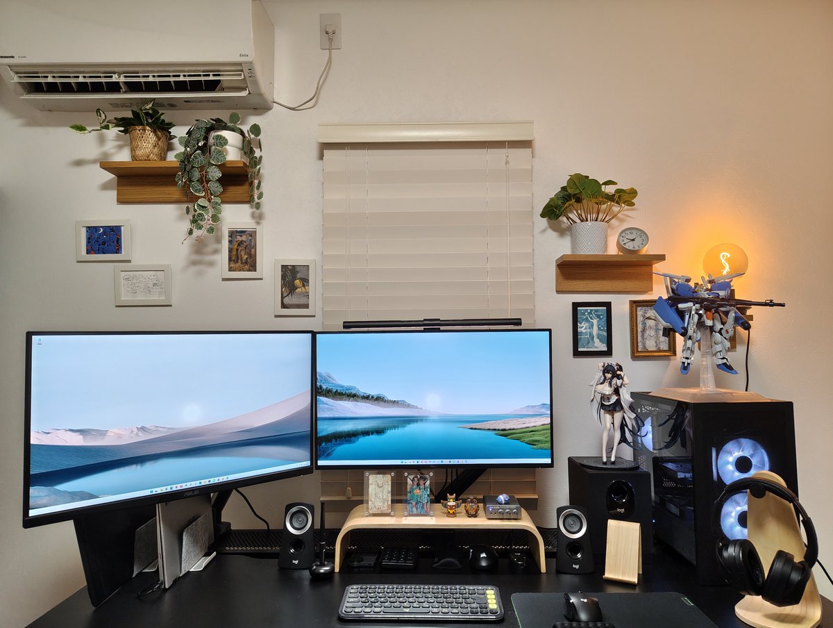currrtain_sub's tweet photo. 久しぶりに夜デスク
#desksetup https://t.co/rEcB0zBOqM