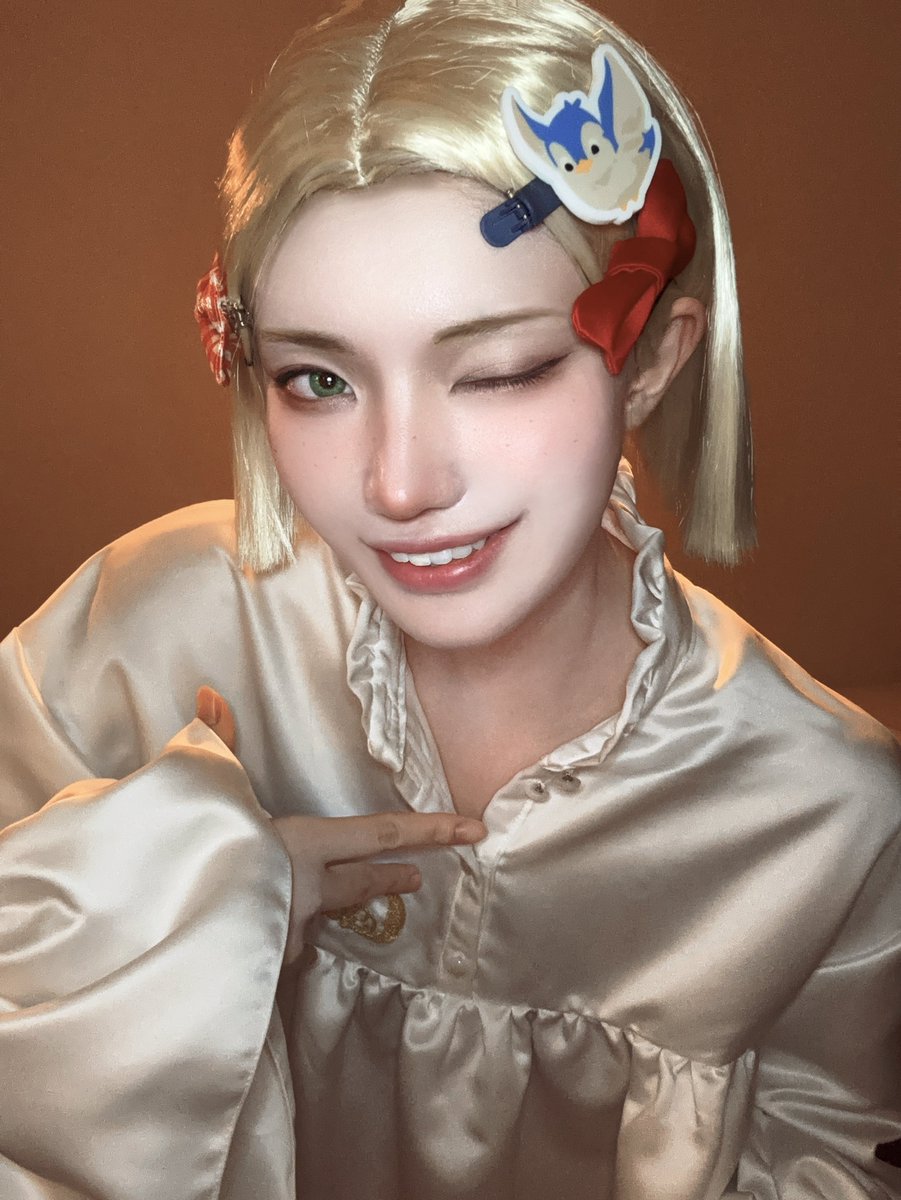 noco_yolo's tweet photo. cosplay / twst🐏🏹

｢ボンソワール､就寝前のスキンケアは万全かな？｣ https://t.co/48Gjp5zIOv