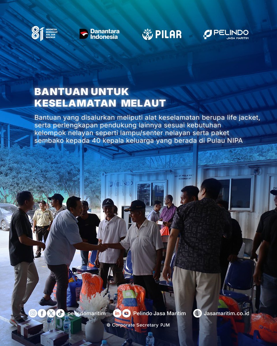 Pelindomaritim's tweet photo. Hai #SobatMaritim
Sebagai bagian dari komitmen TJSL, PT PJM menyalurkan bantuan sarana produksi kepada kelompok nelayan di Pulau NIPA. Bantuan ini diharapkan dapat meningkatkan keselamatan, produktivitas, serta kesejahteraan masyarakat pesisir. https://t.co/RhBNk1bv76