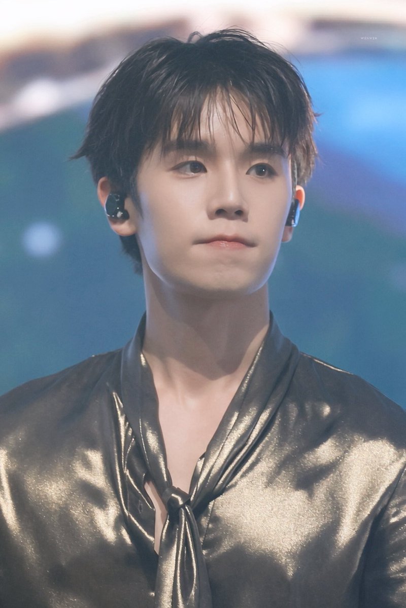 1017_liu's tweet photo. ᕱ   ᕱ ♡ᐝ +
( o̴̶̷̤ ·̫ o̴̶̷̤ )▁)⊃⁰ 

 #JimmySeaDreamScapeInHKD1 https://t.co/IeV1lvlyA8