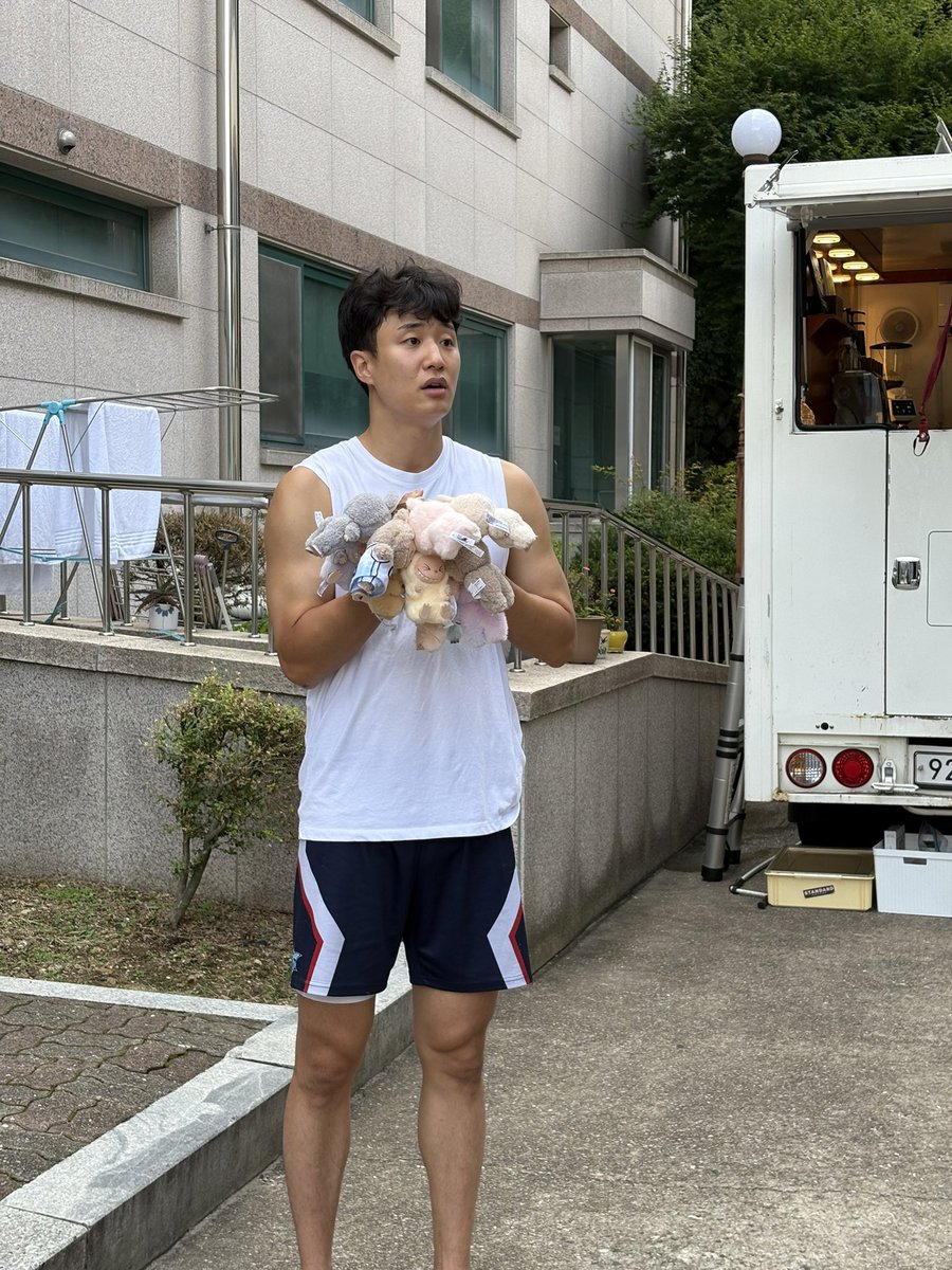 33ung333's tweet photo. 사진첩 뒤적뒤적 하다가 발견해버린ㅋㅋㅋㅋㅋ솔직히 난 보정 그 따위꺼 모르겠고 이런 허웅을 워낙 좋아하는지라 그냥 막 올려버릴거임😂😂 https://t.co/fcFXfuxihw
