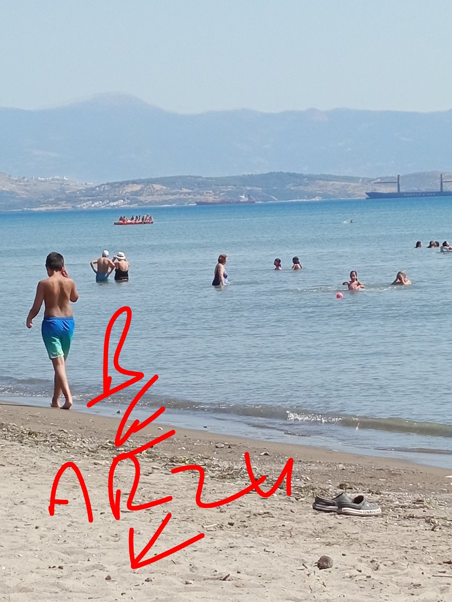 arzuberk623338's tweet photo. Sahilde huzur sakinlik... https://t.co/xZvaXJo4qo