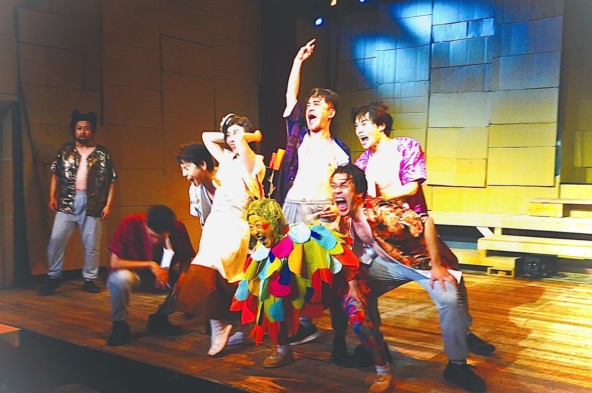 yuji_hiratai's tweet photo. 14
真似できない、当たり前だ

good morning N˚5「破壊、再生ディストーション」
下北沢ザ・スズナリで8月11日まで https://t.co/1BlmxITB2k