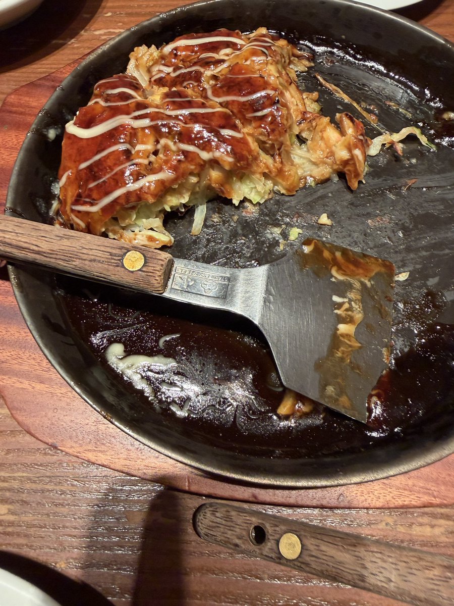 moririn1961's tweet photo. 今日の夜は、
久しぶりに、
上野の🌸さくらテラス
にある、こて吉と言う
お好み焼き屋さんで、
大学の同級生と
おいしいお酒を飲むことが
できました。🍶 https://t.co/T0sLnlMMH9