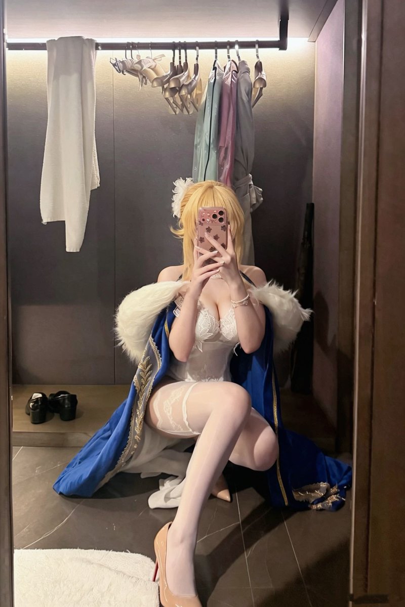 qingsui98's tweet photo. #广州cos
在这喧嚣的世界里，我愿是你耳边的一缕轻风，带着花香与宁静，轻轻吹过你的心田。

https://t.co/NiSn53KjCO https://t.co/w7rcU5cax5