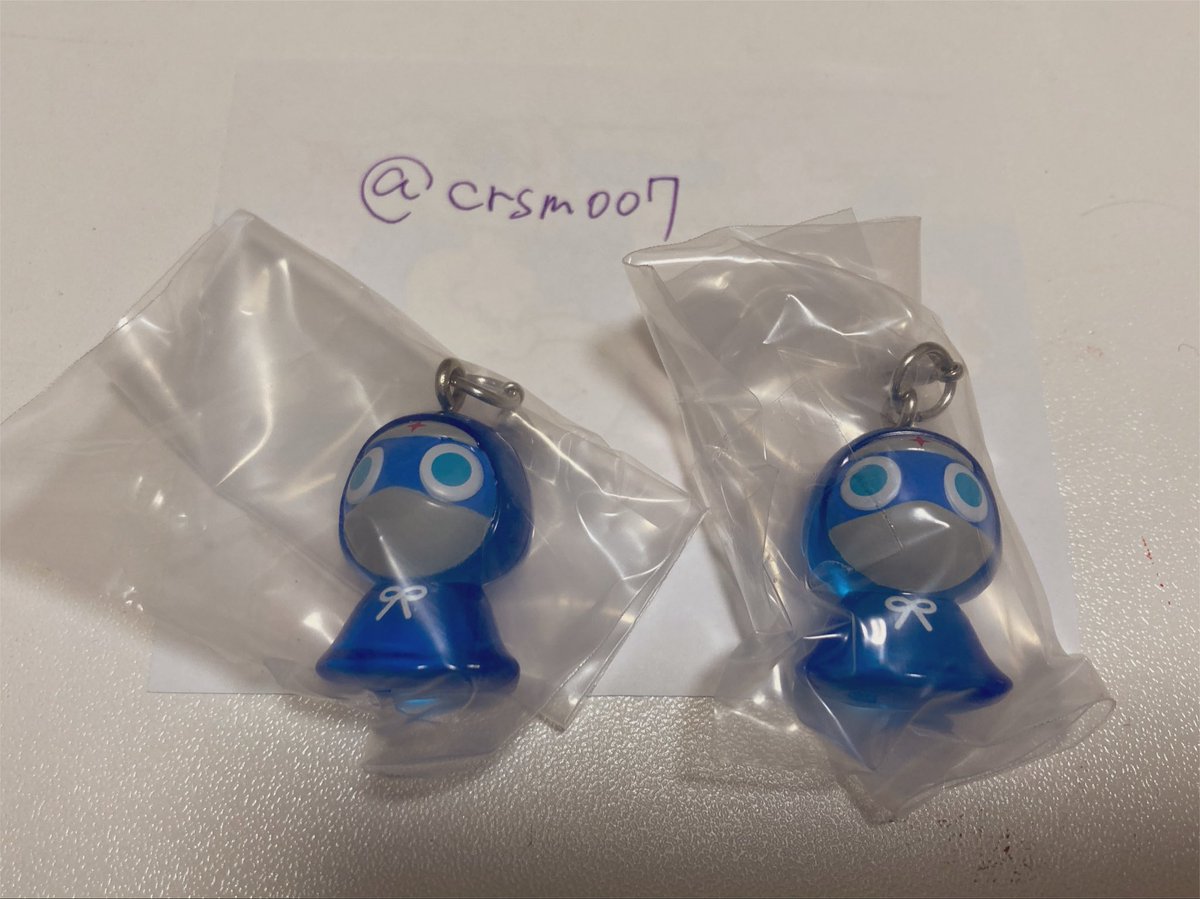 crsm007's tweet photo. 【交換】ケロロ軍曹 めじるしアクセサリー ガチャ
雨にそなえるであります

譲）ドロロ

求）同異種ケロロ

お気軽にお声掛けください🙇‍♀️ https://t.co/m0Ao5QAVBZ