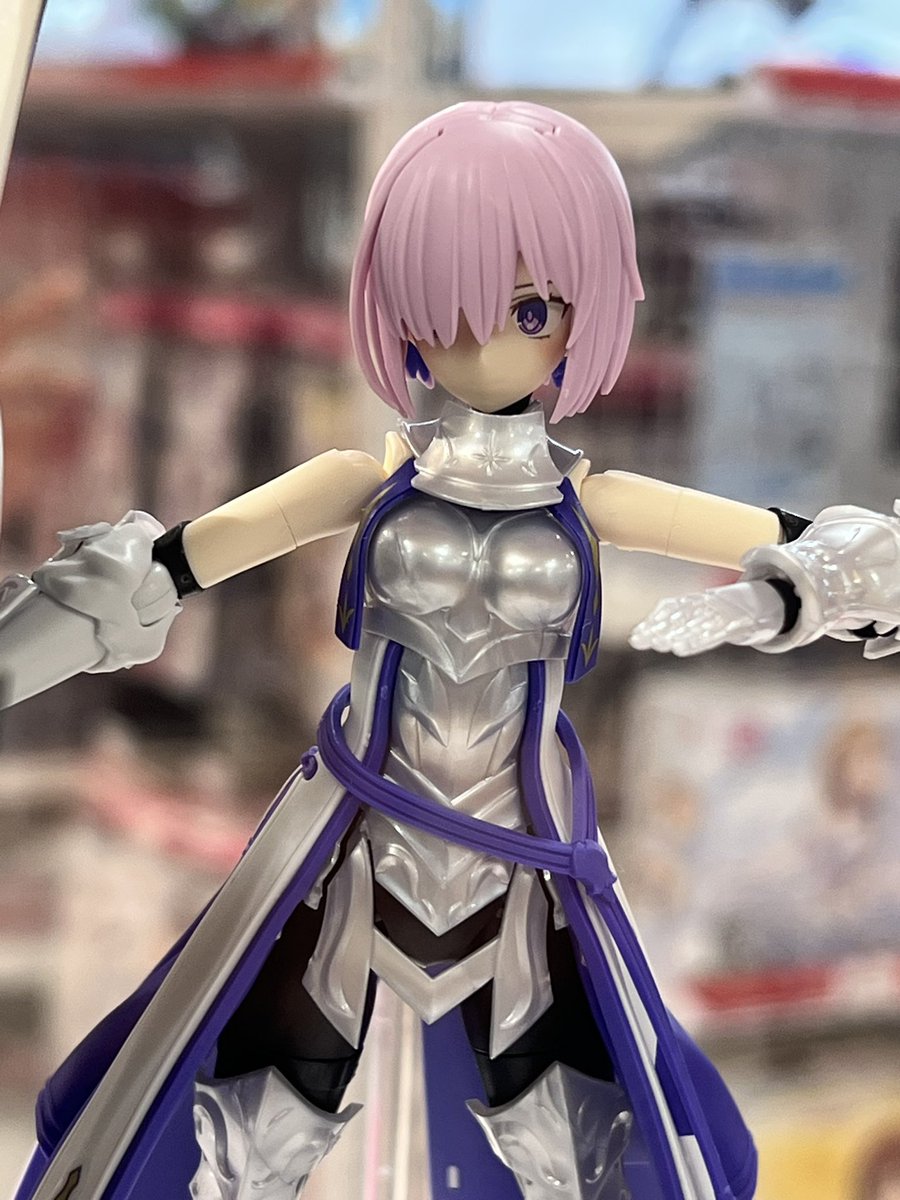what the heck her armor is pearl finish