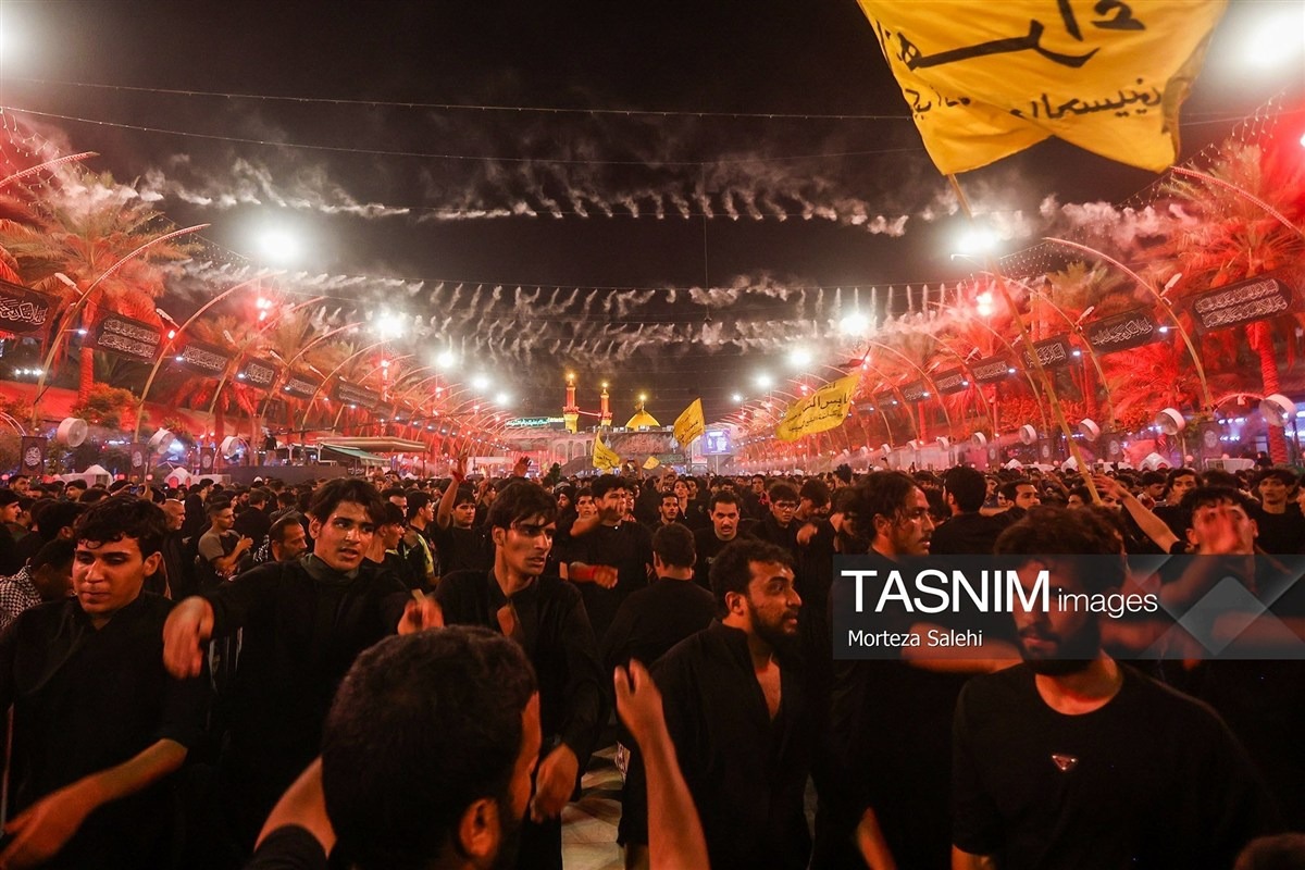 khandehroo33470's tweet photo. در دل شب، وقتی چشمانم به خیمه‌گاه‌ها و گنبدهای روشن حرم می‌افتد، گویی خود را در حریم امن ولایت می‌بینم و آرامشی وصف‌ناپذیر بر وجودم سایه می‌افکند و این، ناب‌ترین لحظات این سفر است که هرگز تکرار نخواهد شد .
#یالثارات_الحسین
#ملت_حسینی https://t.co/oHJg5Pk5a2