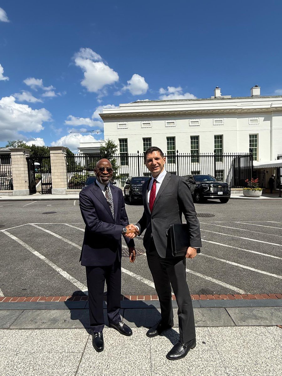 AlakeDele's tweet photo. I led our delegation from the Nigeria Solid Minerals Company to the White House for a series of focused discussions with David Copley at the U.S. National Security Council and Diana London from the DCI Group.

Our focus is building a real, investment-driven partnership between Nigeria and the United States. We talked about moving beyond simple extraction and working together across the entire supply chain, from exploration and mining to local processing and refining.

This aligns directly with President Bola Ahmed Tinubu's vision to diversify our economy, create jobs, and ensure Nigeria gets full value from its natural resources while supporting the global shift toward clean energy.