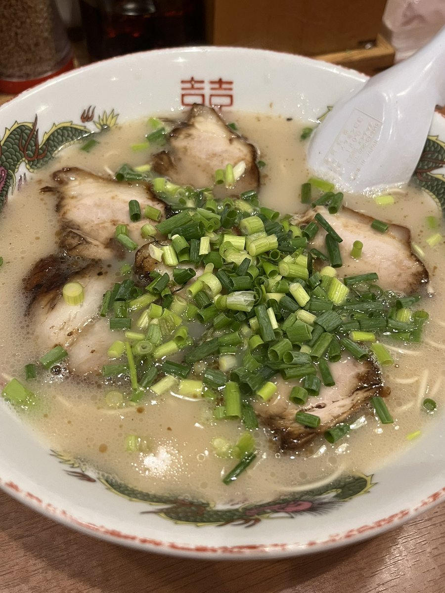 hayaton2840's tweet photo. ライブが良すぎて酒が進むのなんのって https://t.co/MVItWj3xPf