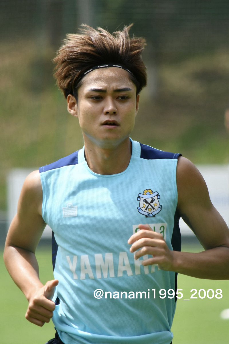 nanami1995_2008's tweet photo. 今日は誕生日だったので休暇を取得して、ジュビロ磐田の練習見学⚽️

私の大久保グラウンドでの練習見学は、実に1年7か月ぶり！
なんでこんなに行ってなかったのか？
鹿児島や御前崎には行ってるのに笑

推しの松原后選手が暑い中で頑張っている姿が観れて良かったです😊
2026/8/4 大久保グラウンド https://t.co/1SfLB7CSsM