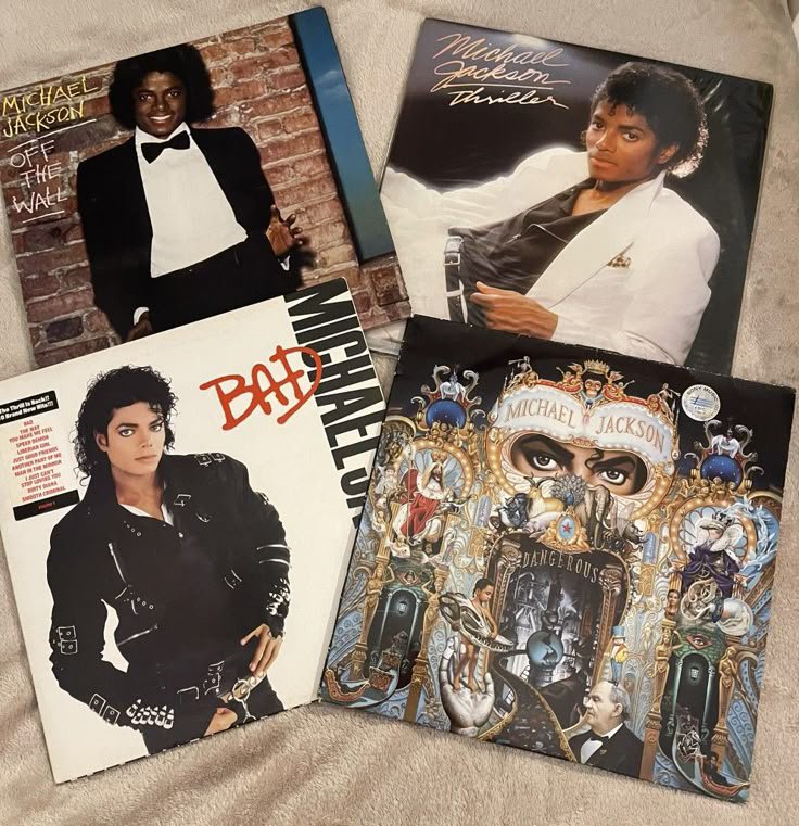 svgurus_v0mit's tweet photo. this or that; a mj themed thread!!
a foodpoll for #edrtwt #anatwt #miatwt #bedtwt #shedrtwt #hungrytwt #THATtwt #foodpoll #thread #mj #moonwalker https://t.co/1wF9UgtX9q