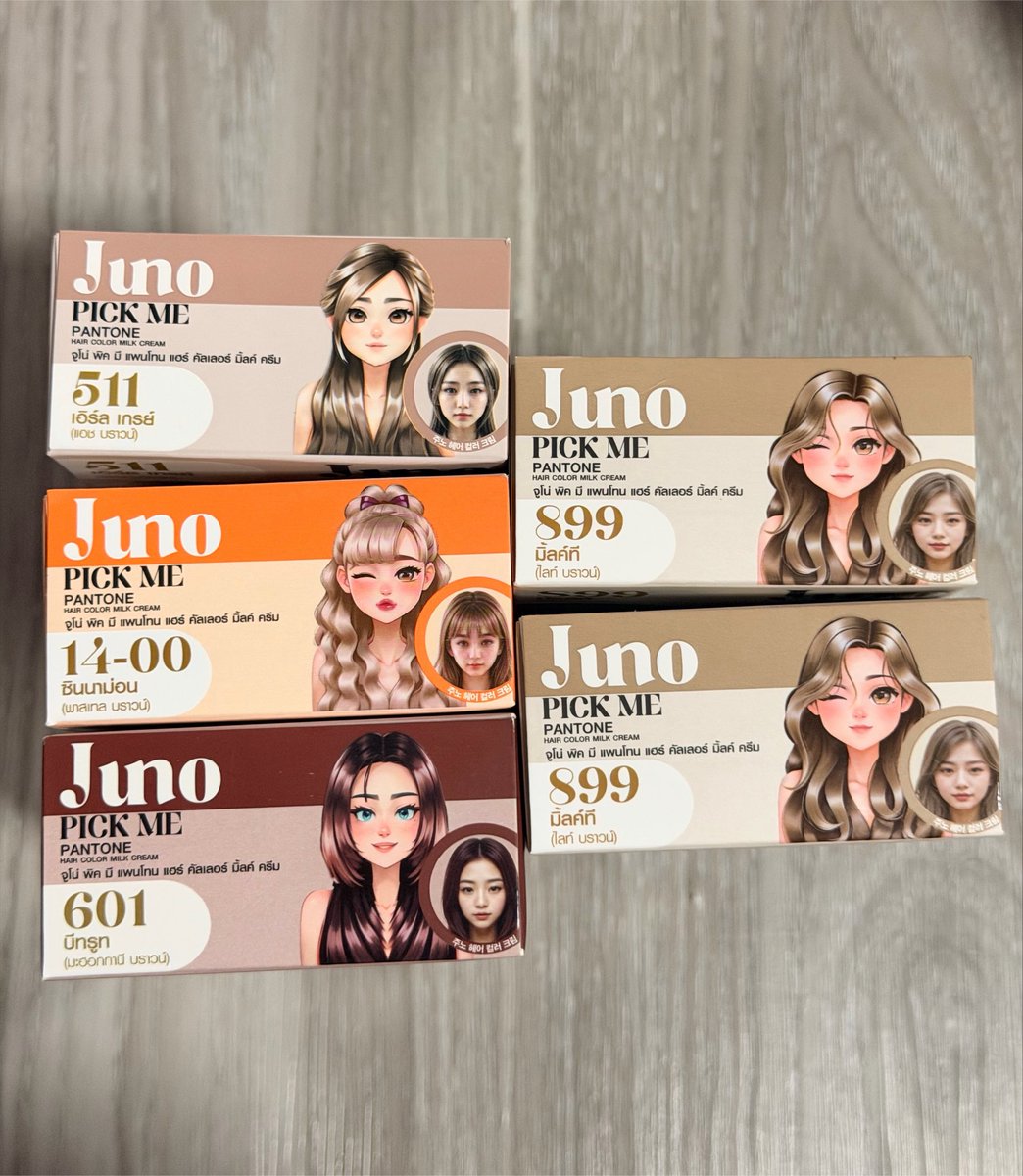 daytimemooncls's tweet photo. ครีมย้อมผม Juno Pick Me 

🟢 1 กล่อง : 109.- (ส่งฟรี)
💖 2 กล่อง : 129.- (ตกกล่องละ 64.-)
🔥 3 กล่อง : 139.- (โคตรคุ้ม! เพิ่ม 10 บาทได้อีกกล่อง ตกกล่องละ 46.- เอง)

💖 เฉดสีพร้อมส่งตอนนี้:

• 899 Milk Tea (มิลค์ที) x2 กล่อง 🧋 

• 511 Earl Grey (เอิร์ลเกรย์) x1 กล่อง 🩶

• 14-00 Cinnamon (ซินนามอน) x1 กล่อง 🧡

• 601 Beetroot (บีทรูท) x1 กล่อง 🍷 (มะฮอกกานีบราวน์)

📩 DM มาได้เลยน้า พร้อมส่งมากๆ!

#ครีมเปลี่ยนสีผม #ยาย้อมผม #ช้อปช่วยติ่ง #โปรส่งฟรี #PUN