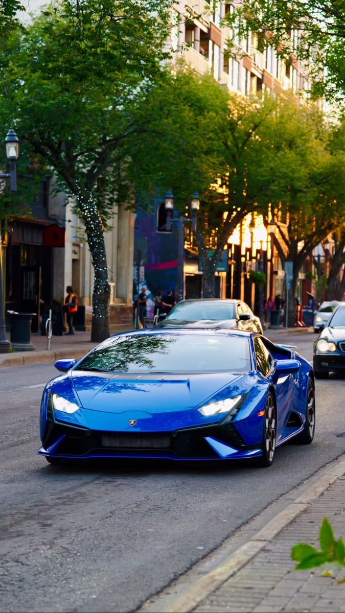 Ai4Lifestyle's tweet photo. 🚘 Where Power Meets Prestige! #LuxuryLifestyle #EliteLiving #LuxuryGoals #HighEndLife #Opulence #PrestigeLife #LuxuryCulture #LuxuryCars 💎
#DreamGarage 🏎️ #SupercarLifestyle 🔥 #AutomotiveLuxury ✨ #PrestigeWheels https://t.co/VIDcWdMlYl