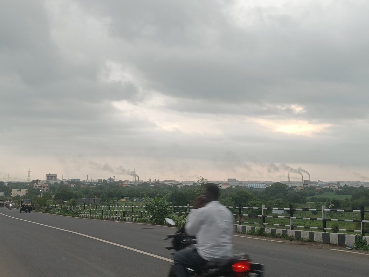 maneesh_42's tweet photo. Latur Additional MIDC.
Edible oil mills capital 🔥
@kunalthakur2020 आपल्या इलाख्यात. https://t.co/sOc8Uf5gGR