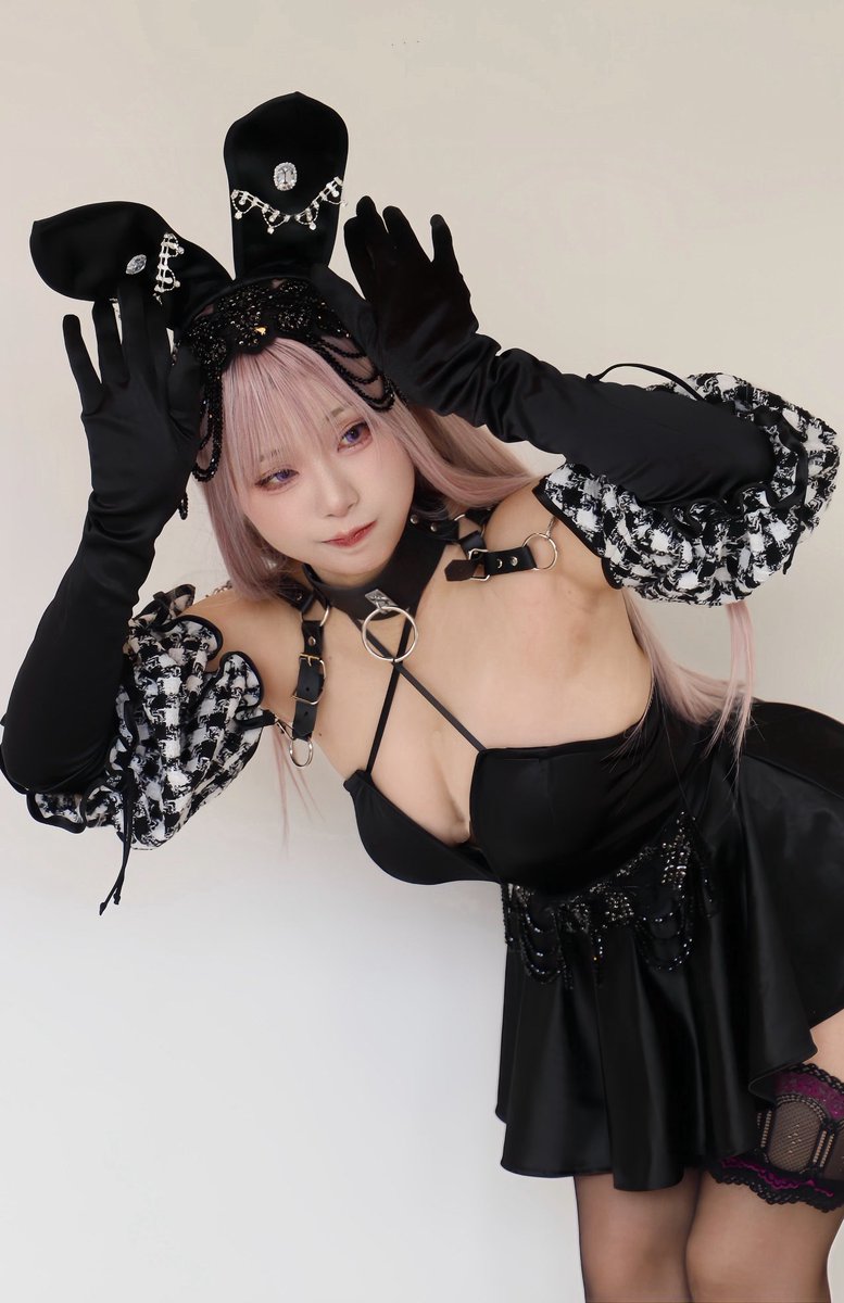 mura09same30's tweet photo. コスサミマーケットフォトセッション

M企画さんのバニー🐰
プクー可愛い💕
同じ地球に生まれたミラクルロマンスに感謝ですわ🌙
#サミマ
#コスサミ2026
#かちゃす（＠2ponlove https://t.co/tGsqCel7Ss