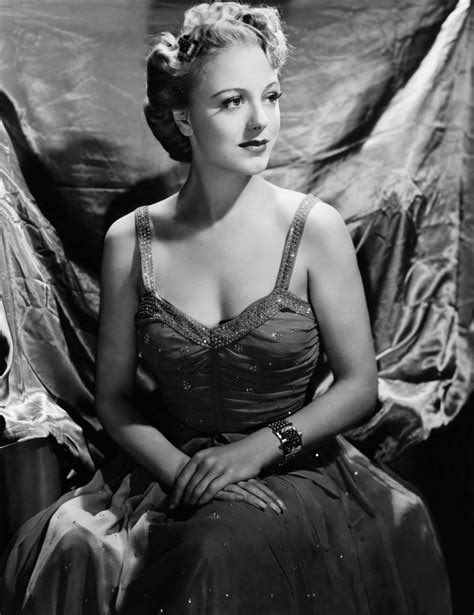 LvClassicFilms's tweet photo. London-born stage and film actress #VirginiaField. https://t.co/lswYpcuIQK