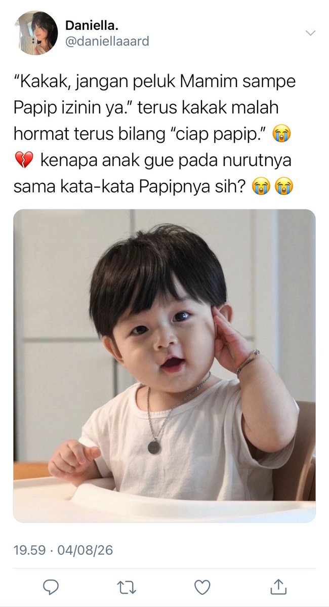reversessoul's tweet photo. perkara gak boleh peluk https://t.co/8frYUmgzat