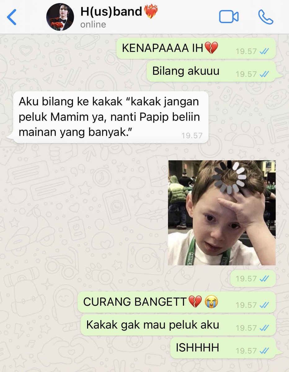 reversessoul's tweet photo. perkara gak boleh peluk https://t.co/8frYUmgzat