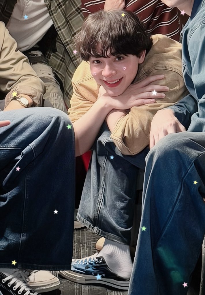 limnannii's tweet photo. คนน้องกางอณาเขตแหย่ะ ~ ♡

BE MY PLAYER TWO LAST Q 
#ซอโซ่ล่ามธีร์ปิดกล้องแล้ว https://t.co/r5G1vXiwTK