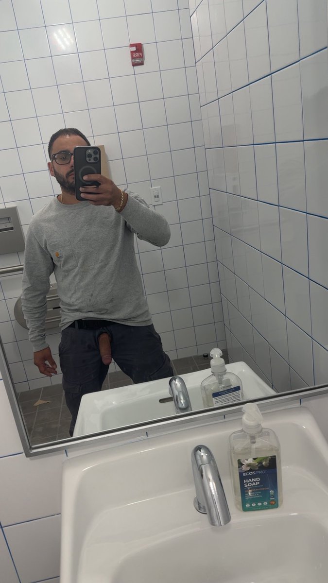 TheSaucer456's tweet photo. Show me them titties bihhh!! https://t.co/fohXXscggH