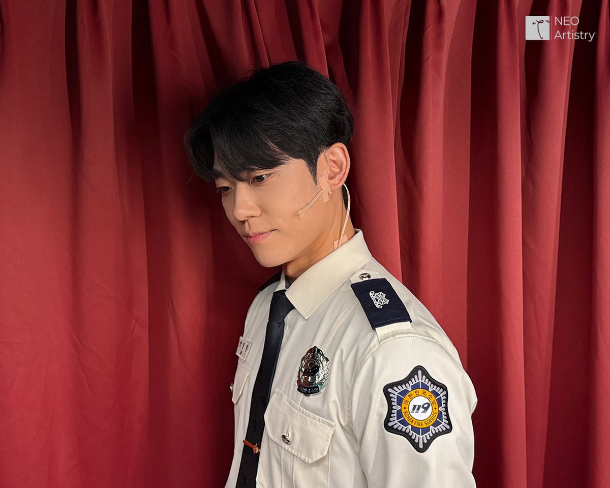 NEOartistry_'s tweet photo. [𝐍𝐀 : 𝐃𝐈𝐀𝐑𝐘] #김찬종
⠀
안정원 役 | 김찬종
⠀
찬종 정원의 첫 공연 사진이 도착했습니다📸
많은 응원 부탁드립니다.
_
뮤지컬 <사칠>
🔸️2026.08.04 – 10.25
🔸️링크아트센터드림 드림2관
⠀⠀
#네오아티스트리
#뮤지컬 #사칠 https://t.co/cYhO0BbHbz