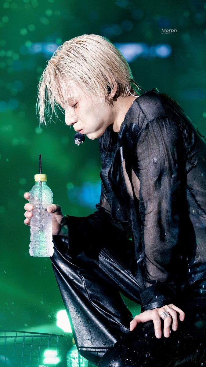 morphxoals's tweet photo. 260724 𝐖𝐚𝐭𝐞𝐫𝐛𝐨𝐦𝐛 𝐒𝐞𝐨𝐮𝐥  

탄산 100% 🌊 

#태민 #TAEMIN #テミン https://t.co/EpgXwJCrZk