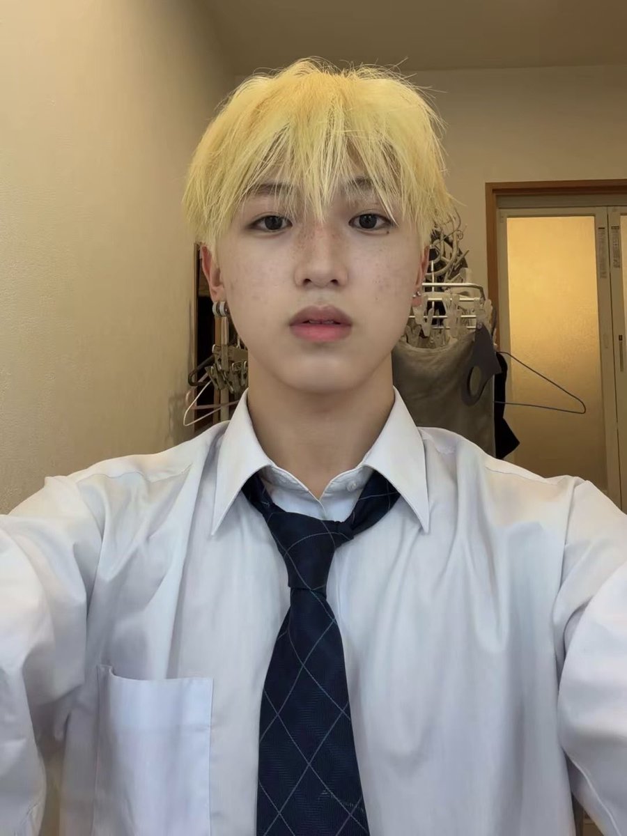 imitsuki0101's tweet photo. エントリー写真どっちにするか迷ったけど右にした　#高校生 #男子高校生ミスターコン https://t.co/QZqVJl77rl