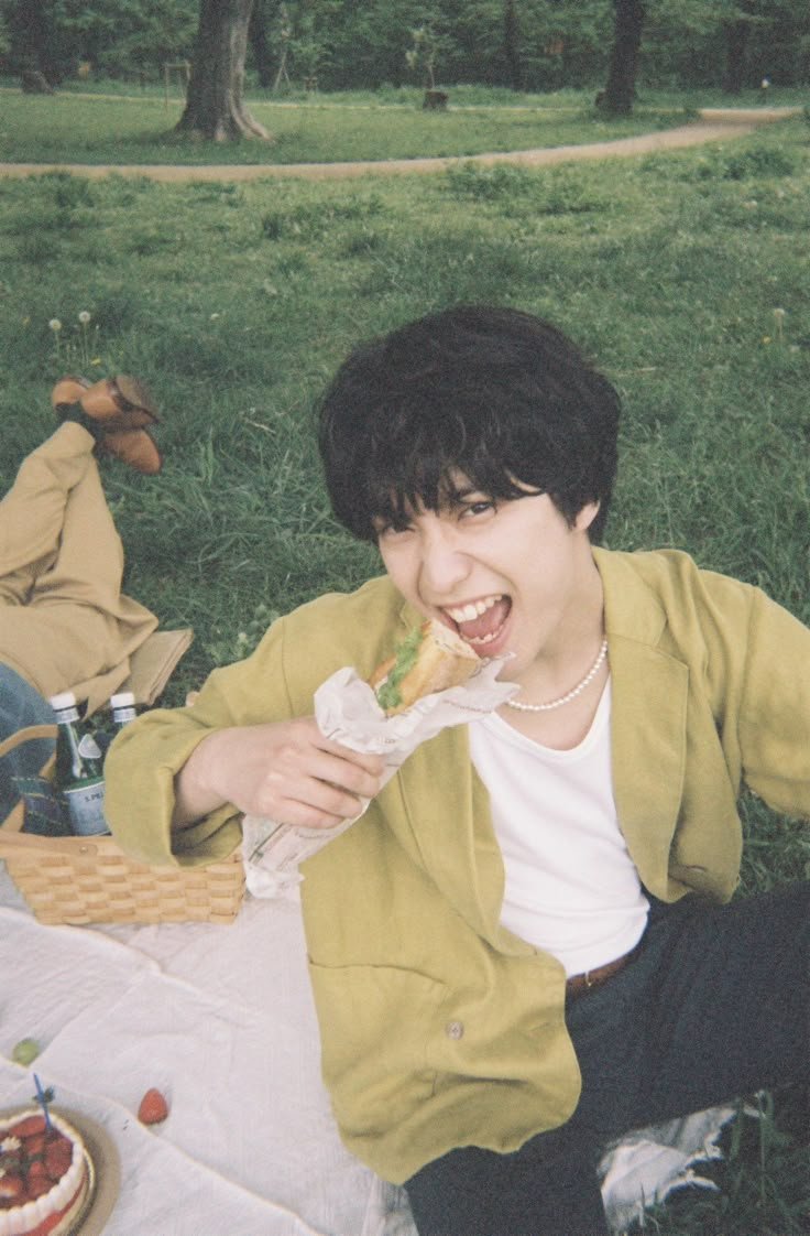 btgnjbLove's tweet photo. 改めて推しを載せ直す‼️
･超特急 タクヤくん
･さくらしめじ 田中雅功くん
･Aぇ! group 正門良規（よりの箱推し）
･SnowMan 深澤辰哉
同担️⭕️他グル️⭕️他界隈️⭕️
ぜひ繋がりましょう🫶 https://t.co/DUVcYpWvMd