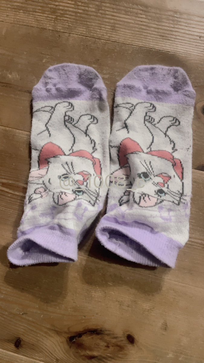 _1008_c's tweet photo. キャラソもあります！
3日履き 3000円〜です😌

#下着売ります #靴下売ります 
#下着売り子 #靴下売り子 
#売り子 https://t.co/FvD40ebLRx