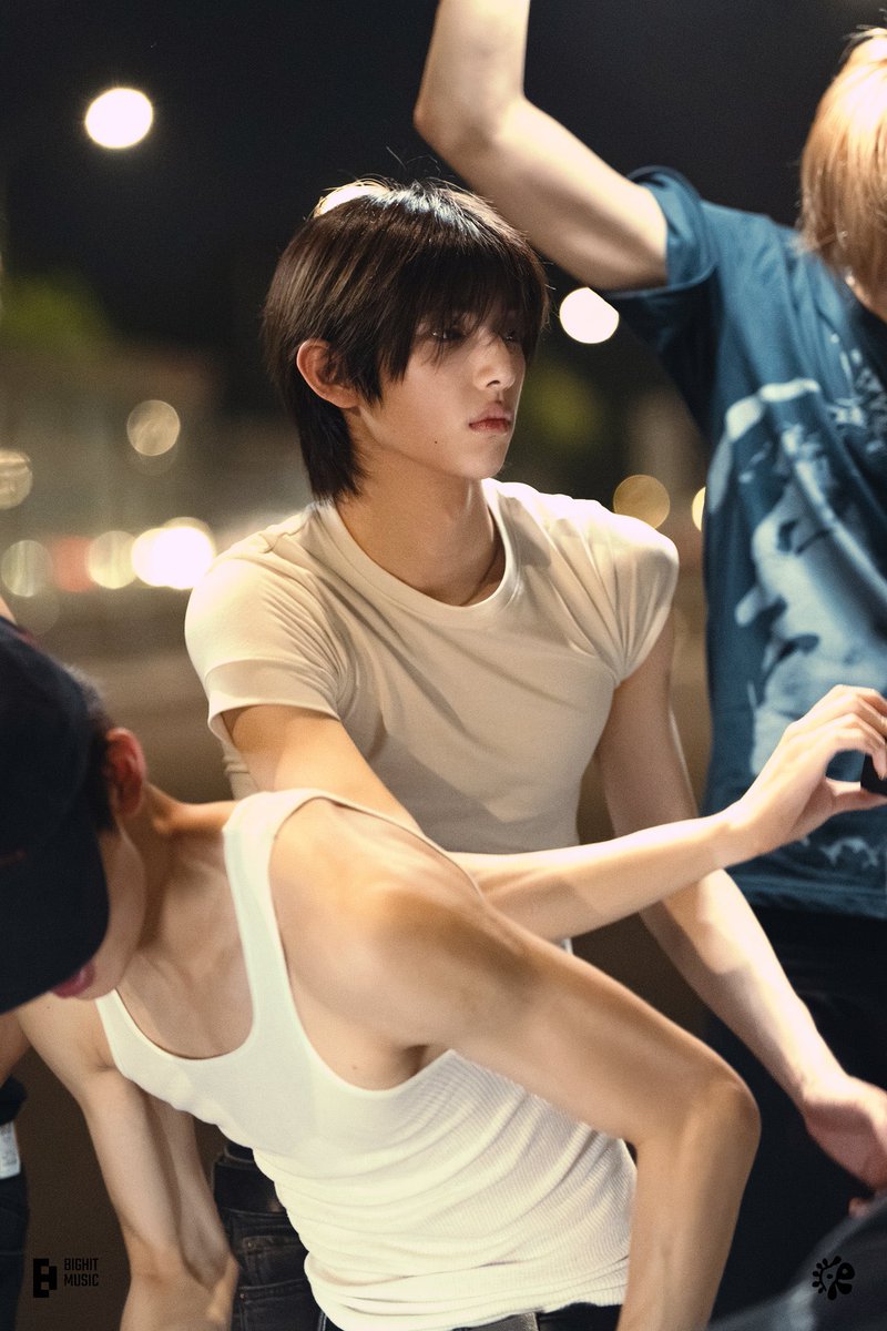 p0p_0ut's tweet photo. 버석버석버석버석 사랑해.. https://t.co/UYtyMR7NFc