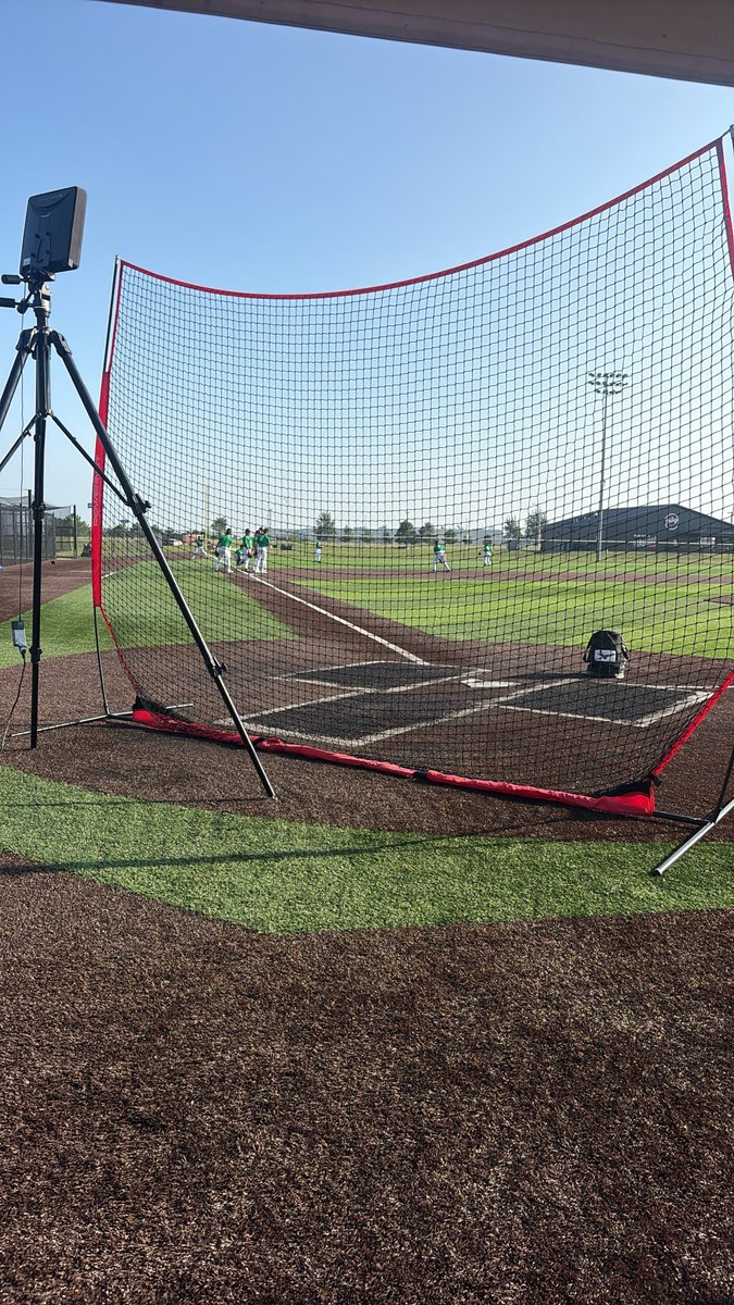 CoachRosner's tweet photo. Day 2    Time to roll! https://t.co/OjMK1jD6Eq