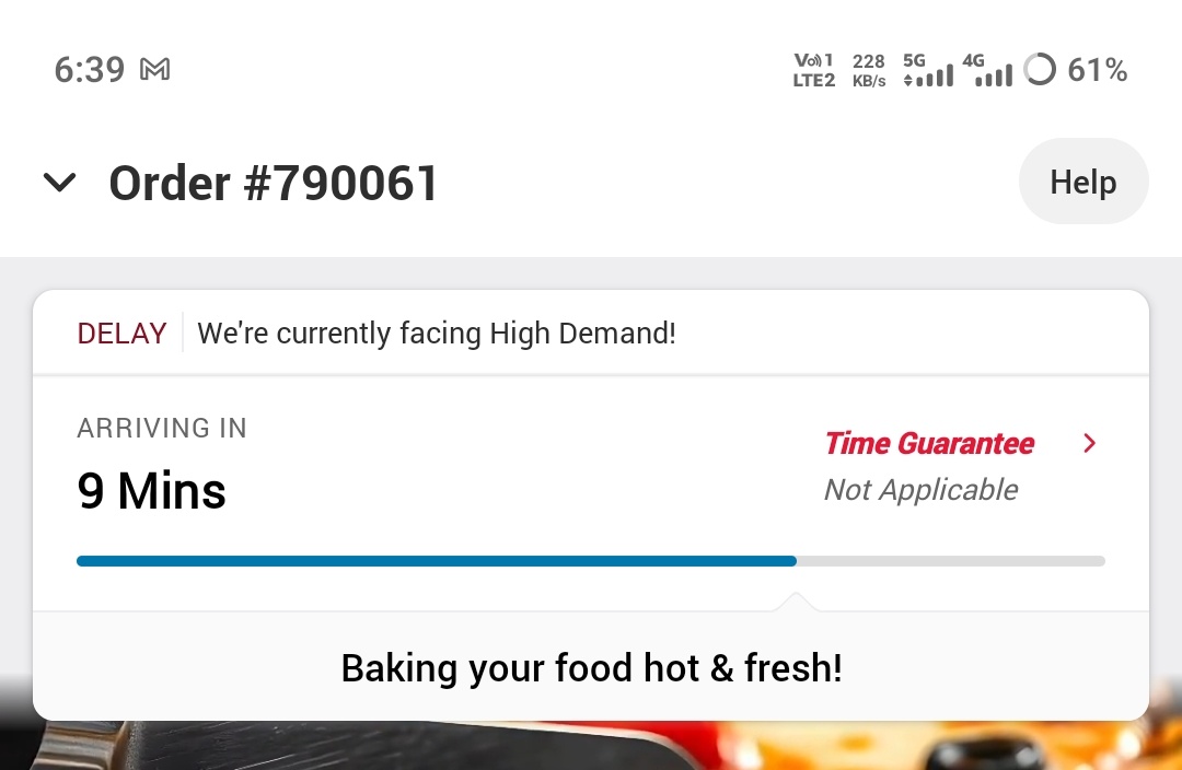Tarique4853's tweet photo. @dominos who is responsible for my delay in food , it takes 30 minutes but , from 15 minutes it shows 9 minutes arriving but not arrieved https://t.co/jXmXvpvyP4
