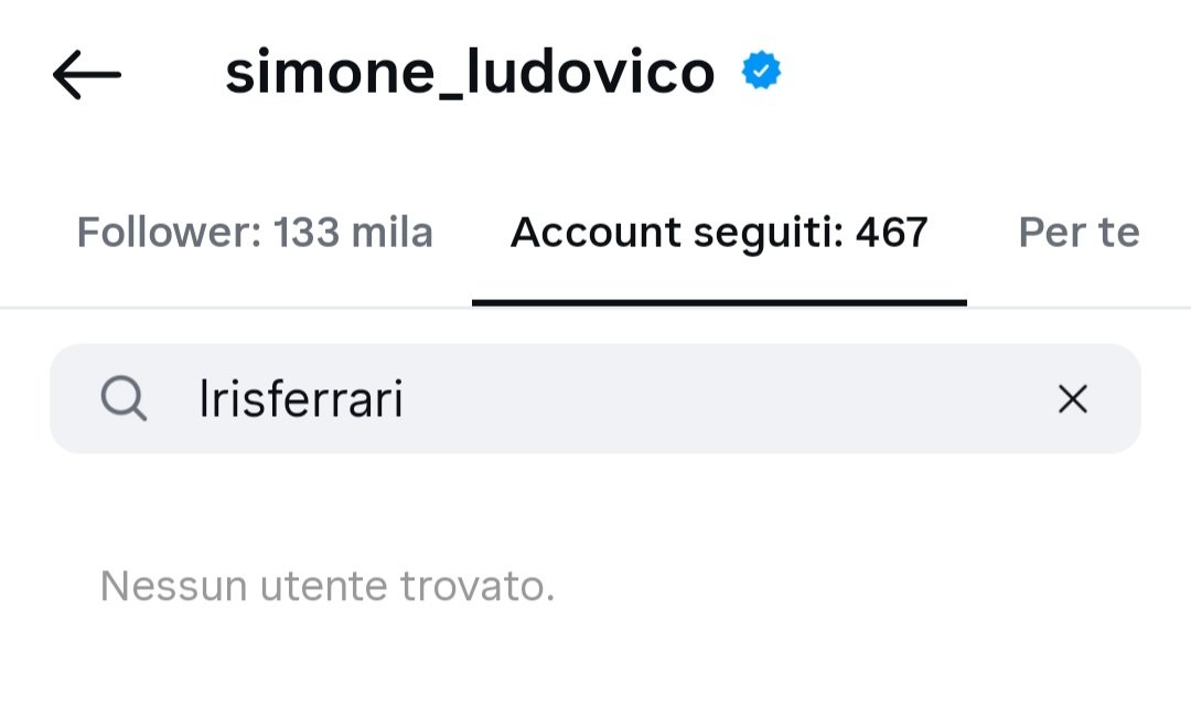 nakedbythesea's tweet photo. non sono sicura che il calciatore sia Fanciullo ma è strano che segua il profilo privato di Iris, che neanche Simone segue (perlomeno con il suo principale).
e sì, sono sicura sia di Iris perché anche la sua amica Angie lo segue. https://t.co/vS0b6mhewp