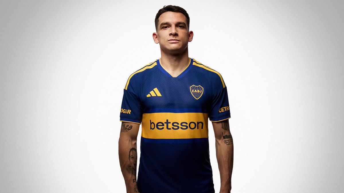 marcosbonocore's tweet photo. Dos tonos de azul y la vuelta del escudo de estrellas. Oficial, la nueva piel @adidas del club más grande de América. https://t.co/2pztVC7tcu