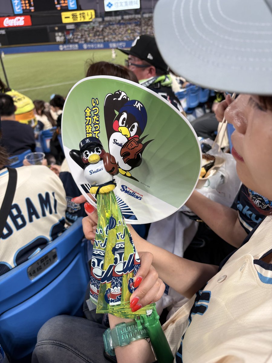 zaromoon's tweet photo. クルーユニフォームday https://t.co/am1SeKdsxq