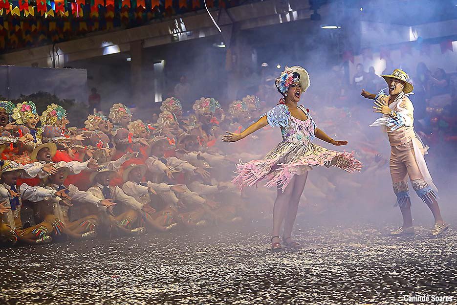 canindesoares's tweet photo. A maior cobertura fotográfica do XXXVI Festival de Quadrilhas Juninas de Natal.

Matéria com fotos em
https://t.co/epASIjmO0H https://t.co/EYYwzGOVAo