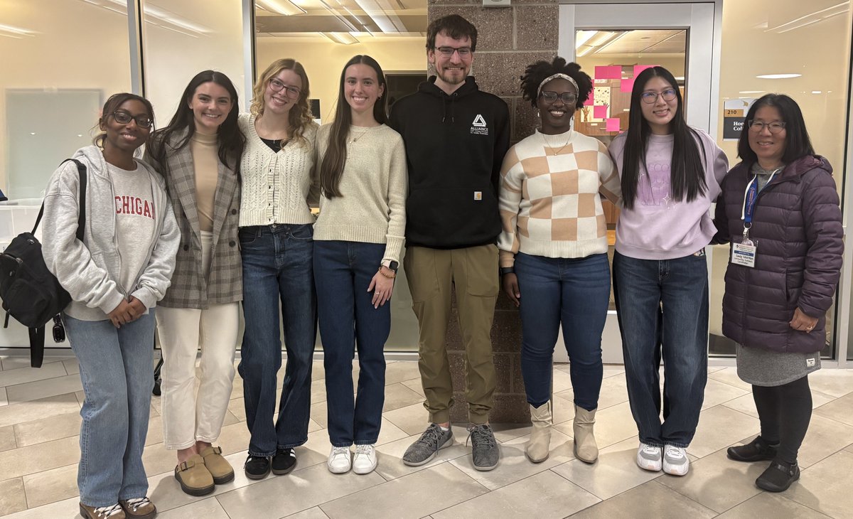 OaklanduSHS's tweet photo. During their final year in the program, ECLIPSE students complete a Community Health Impact Project (CHIP). Learn about the 2026 projects at https://t.co/dPbxSaqU81.

#HealthSciencesOU #InPurposeForHealth #BeGolden #CommunityEngagement #OaklandUniversity https://t.co/CwoQGQJmMC