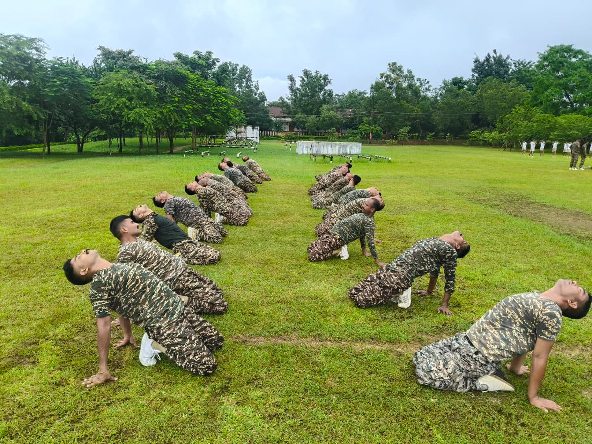 DigopsJiribam's tweet photo. "Jab duniya so rahi hoti, tab champions apni training kar rhe hote hain"
# QAT Commandos https://t.co/JUvAfnnerm
