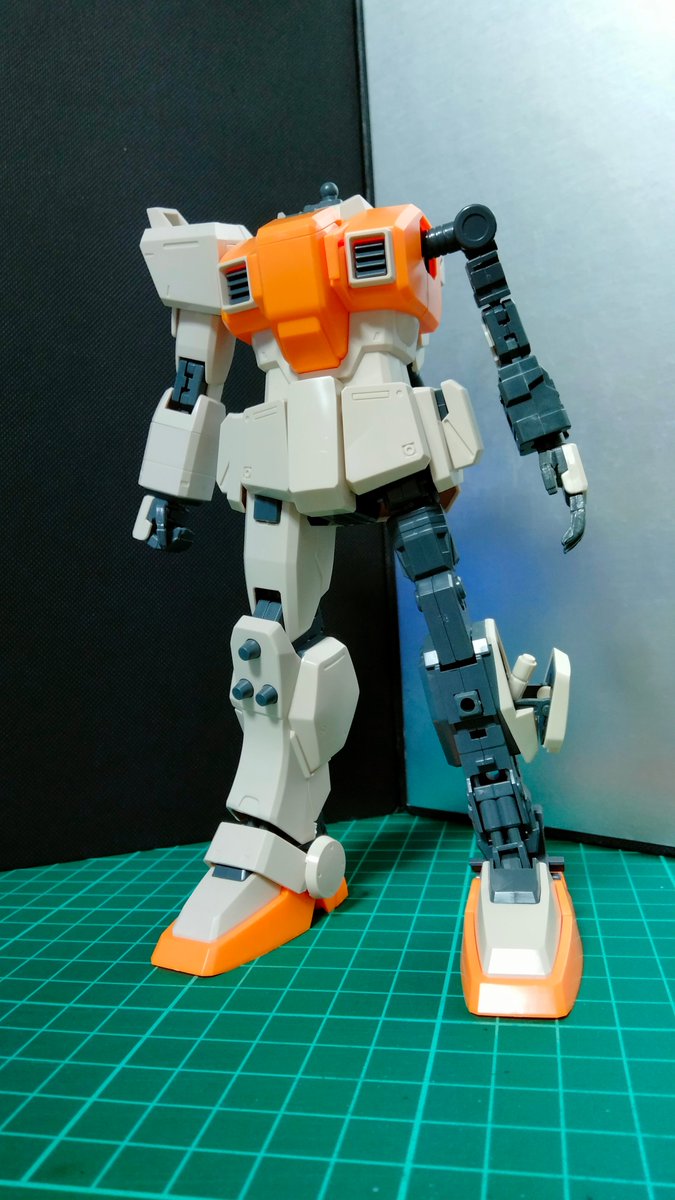 SteedVLX's tweet photo. MG陸戦型ジム建造中 https://t.co/hkHs2dXkN1